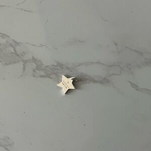 SOLD** Gucci Silver Star Pendant